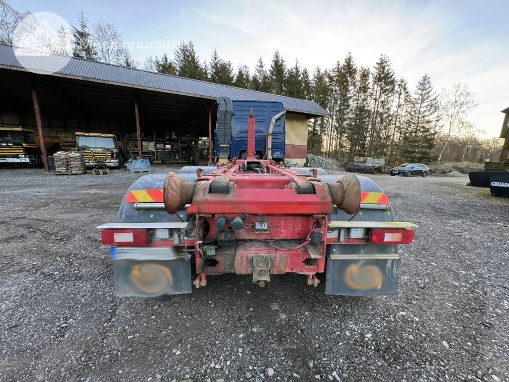 Volvo FM 440 - Hook lift truck: picture 4 Volvo FM 440 - Hook lift truck: picture 4