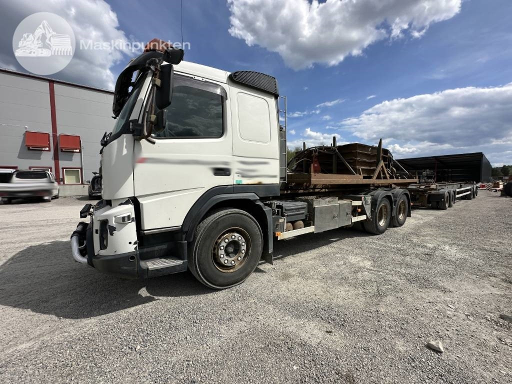 Volvo FMX 460 - Hook lift truck: picture 2 Volvo FMX 460 - Hook lift truck: picture 2