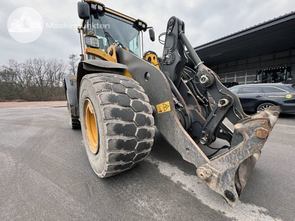 Volvo L 90 H - Wheel loader: picture 1 Volvo L 90 H - Wheel loader: picture 1