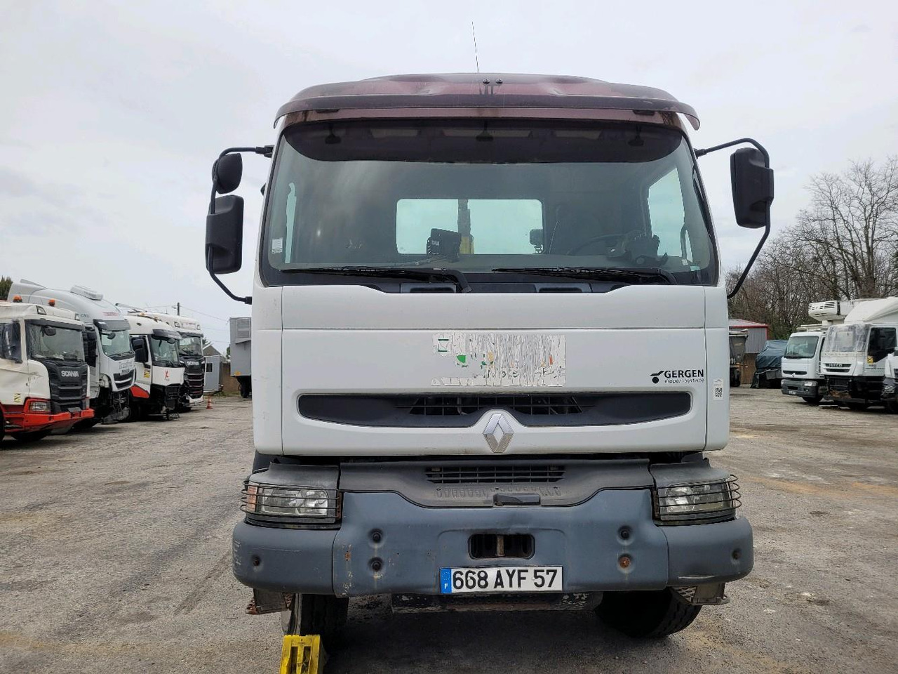 RENAULT KERAX 370 CDI 6X4 - Hook lift truck: picture 2 RENAULT KERAX 370 CDI 6X4 - Hook lift truck: picture 2