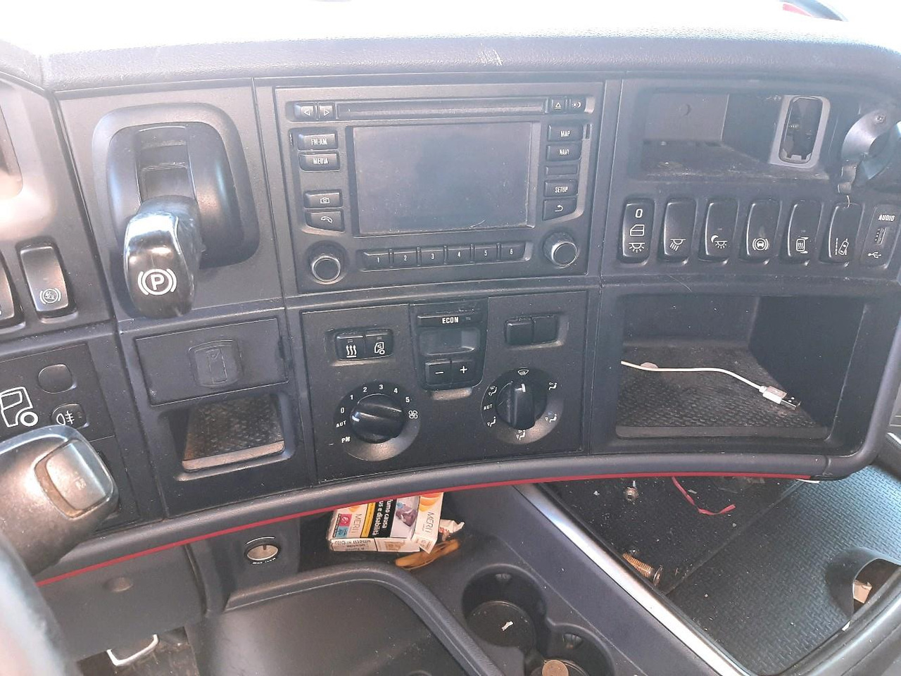 Livestock truck SCANIA R730 PORTEUR BETALLIERE: picture 12