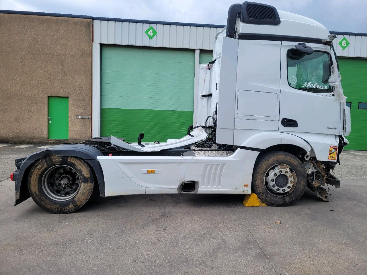 MERCEDES ACTROS - Tractor unit: picture 3 MERCEDES ACTROS - Tractor unit: picture 3