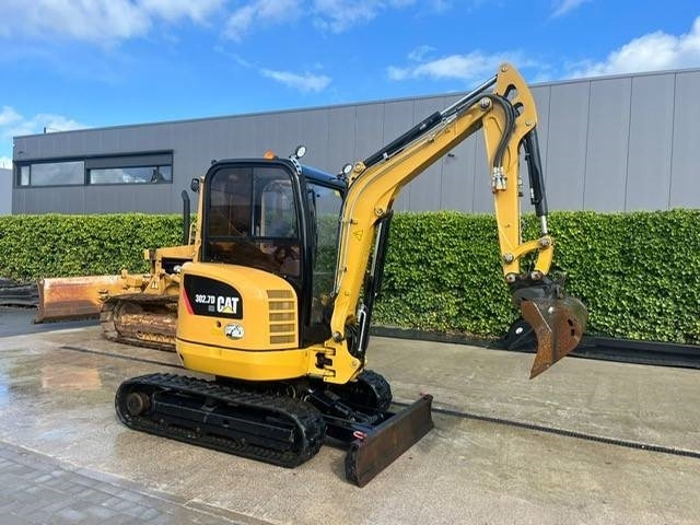 CAT 302.7 D CR - Mini excavator: picture 2 CAT 302.7 D CR - Mini excavator: picture 2