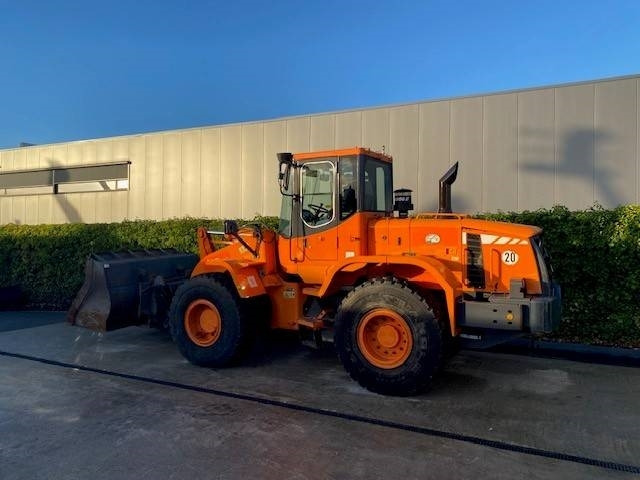 Doosan DL 200  - Wheel loader: picture 3 Doosan DL 200  - Wheel loader: picture 3