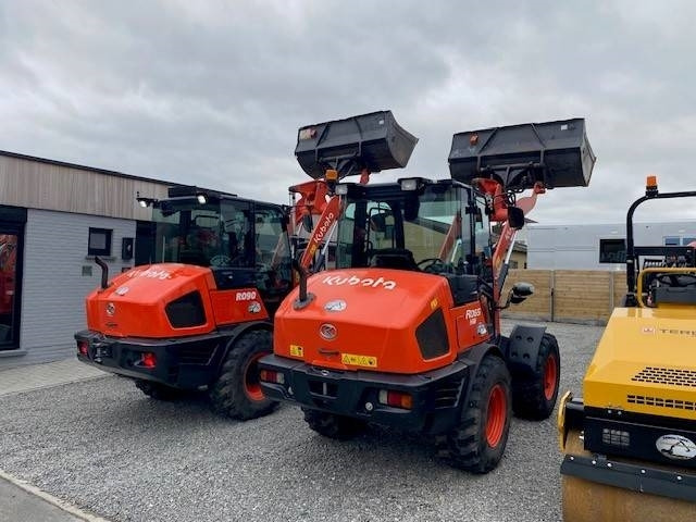 Kubota R 090 - Wheel loader: picture 3 Kubota R 090 - Wheel loader: picture 3