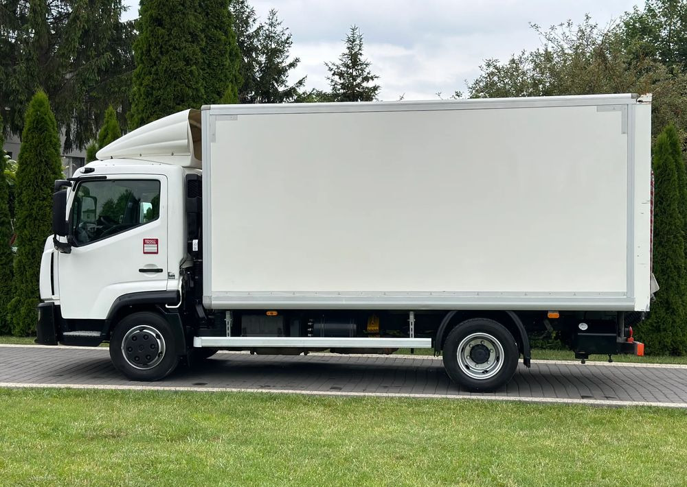 Renault D7.5 WINDA 7,5 T AUTOMAT KAMERA - Box truck: picture 4 Renault D7.5 WINDA 7,5 T AUTOMAT KAMERA - Box truck: picture 4