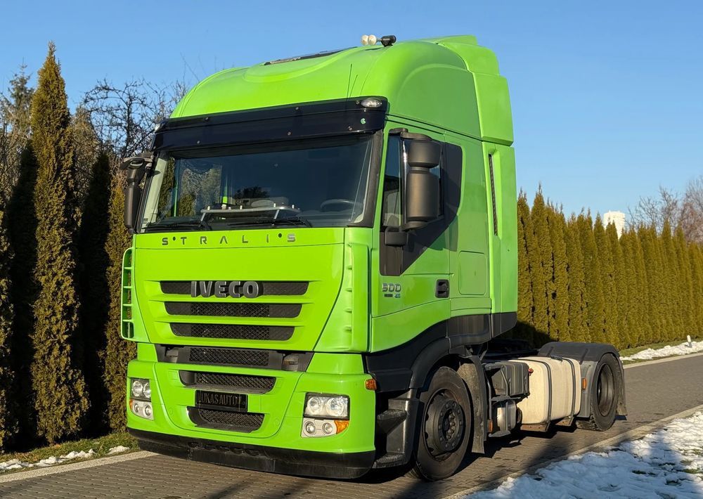 Iveco STRALIS 500 LOW DECK MANUAL - Tractor unit: picture 1 Iveco STRALIS 500 LOW DECK MANUAL - Tractor unit: picture 1