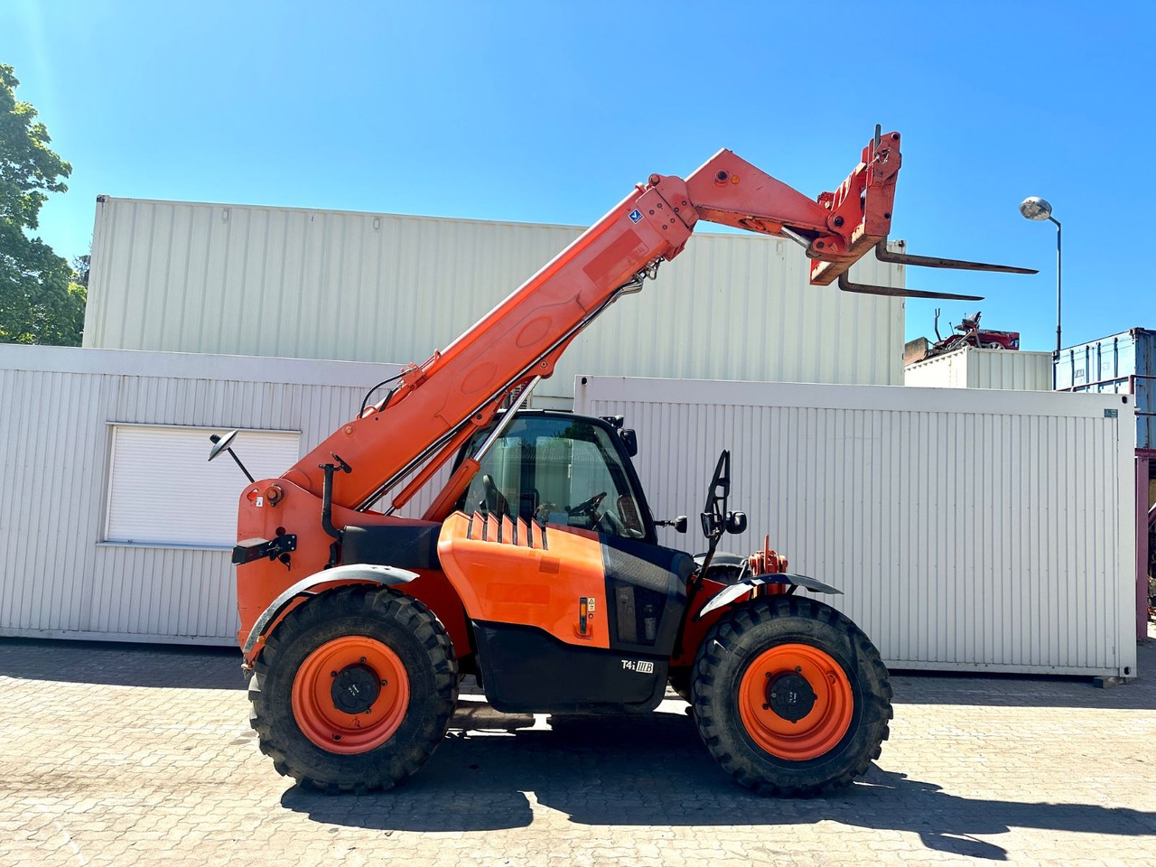 JCB 535-95 / 9.5 M / 3.5 T / 2.909 H / 2015 BJ - Telescopic handler: picture 1 JCB 535-95 / 9.5 M / 3.5 T / 2.909 H / 2015 BJ - Telescopic handler: picture 1