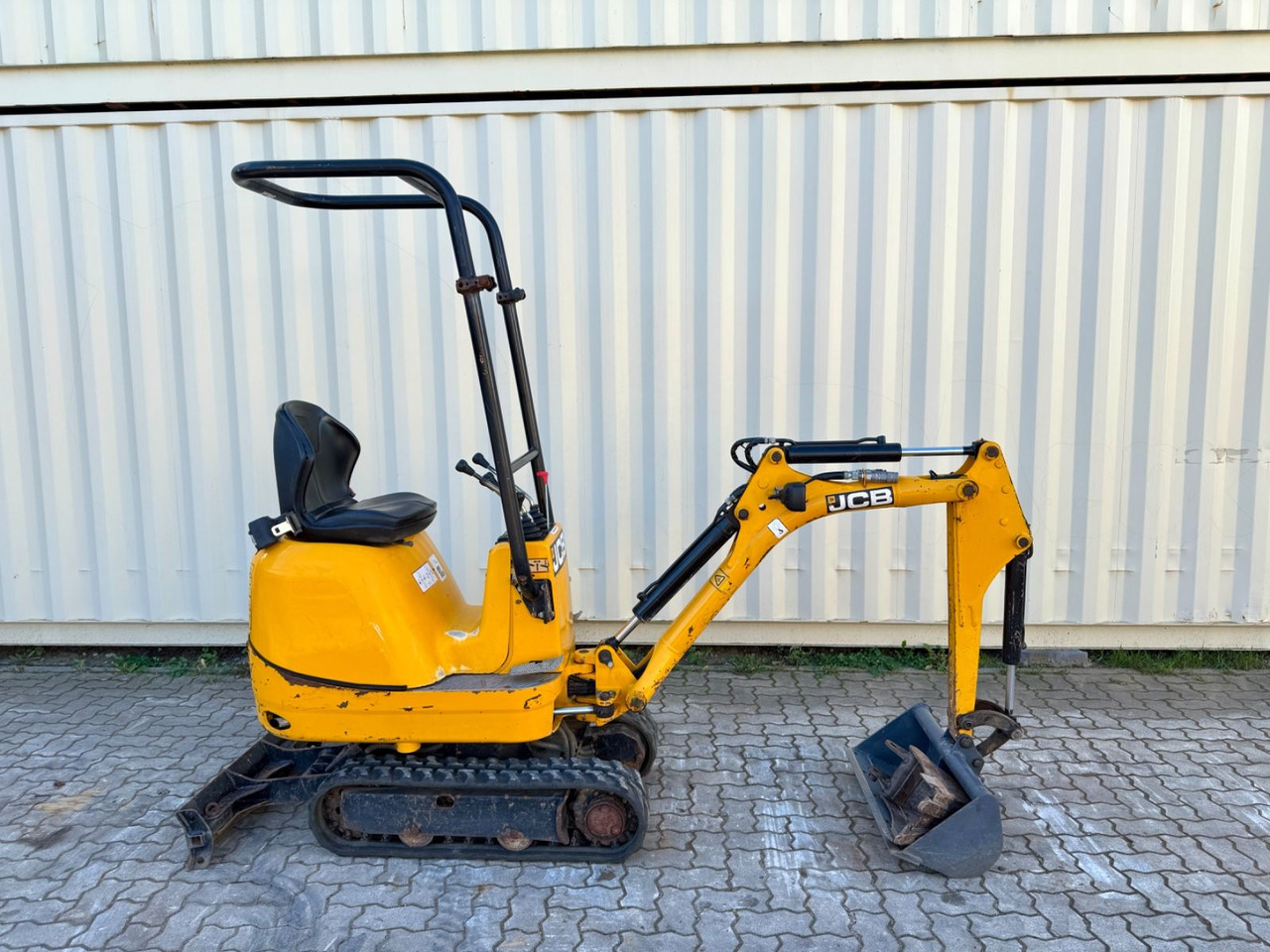 JCB 8008 CTS, 2020 BJ, 576 BH, 2 x Löffel - Mini excavator: picture 5 JCB 8008 CTS, 2020 BJ, 576 BH, 2 x Löffel - Mini excavator: picture 5