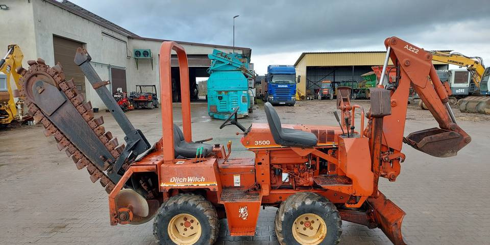 Koparka łańcuchowa Ditch Witch 3500DD - Trencher: picture 4 Koparka łańcuchowa Ditch Witch 3500DD - Trencher: picture 4