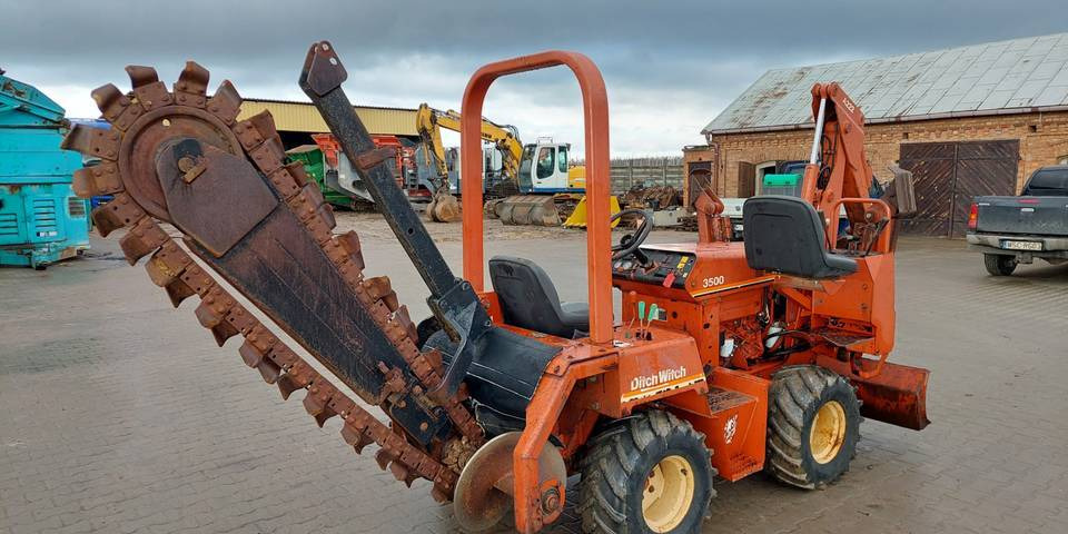 Koparka łańcuchowa Ditch Witch 3500DD - Trencher: picture 5 Koparka łańcuchowa Ditch Witch 3500DD - Trencher: picture 5