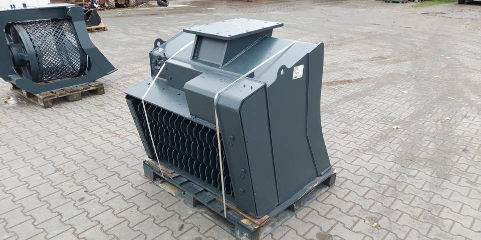 Łyżka przesiawająca sortująca Cangini V1200 - Sorting bucket for Construction machinery: picture 4 Łyżka przesiawająca sortująca Cangini V1200 - Sorting bucket for Construction machinery: picture 4