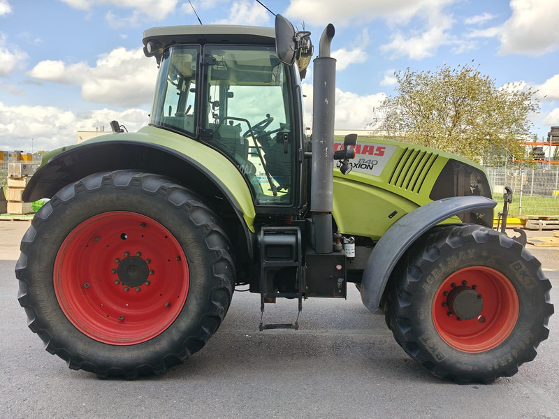 Farm tractor Claas Axion 840 Cmatic: picture 6 Farm tractor Claas Axion 840 Cmatic: picture 6