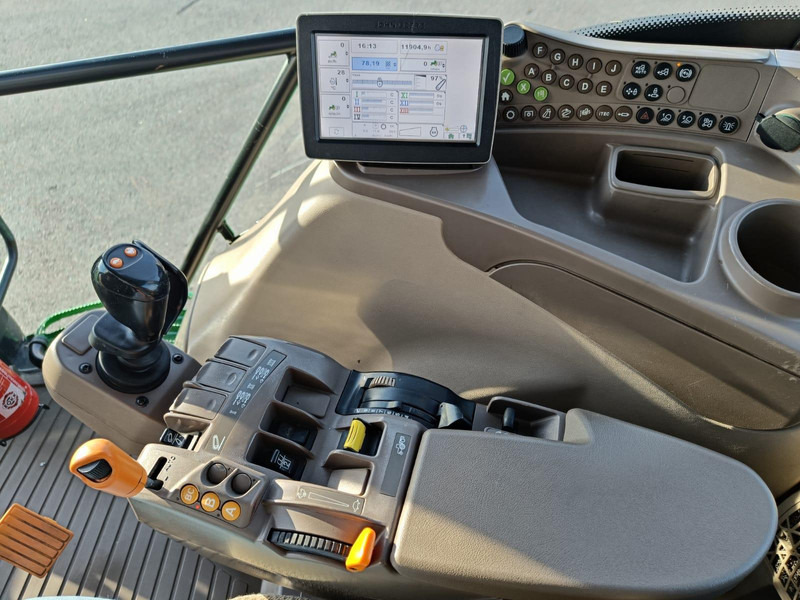 Farm tractor John Deere 6140R: picture 13 Farm tractor John Deere 6140R: picture 13