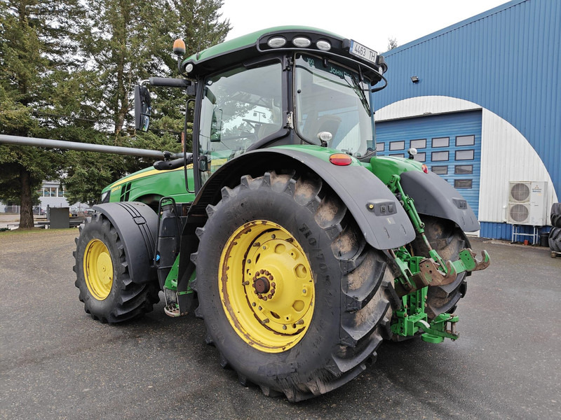 John Deere 8345R e23 - Farm tractor: picture 5 John Deere 8345R e23 - Farm tractor: picture 5