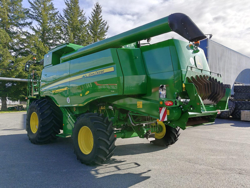 Combine harvester John Deere W650 i 722X: picture 6 Combine harvester John Deere W650 i 722X: picture 6