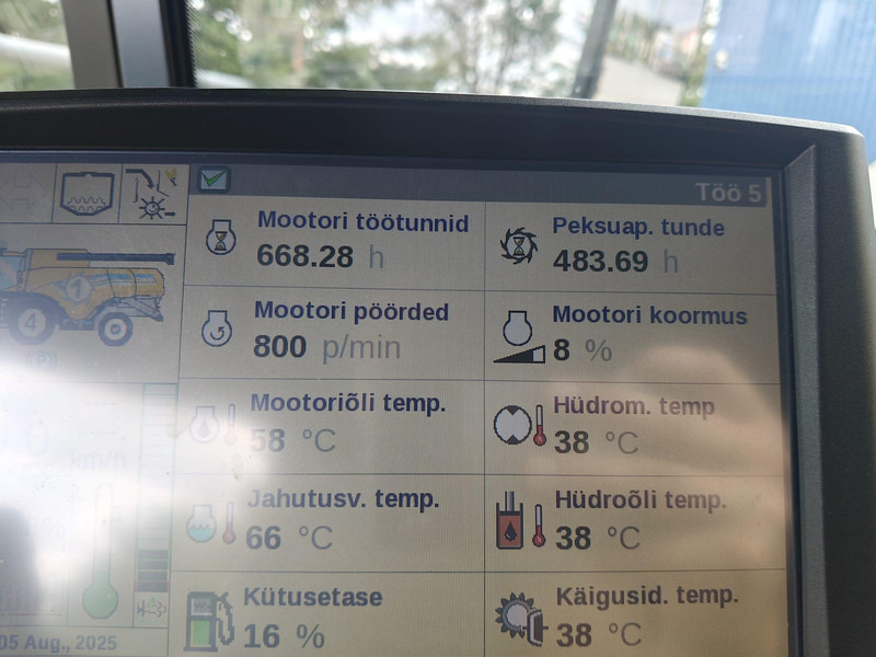 Combine harvester New Holland CX 8.90: picture 20 Combine harvester New Holland CX 8.90: picture 20