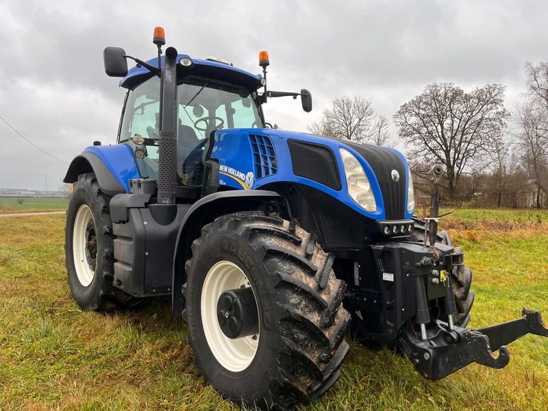 New Holland T8.330 - Farm tractor: picture 1 New Holland T8.330 - Farm tractor: picture 1