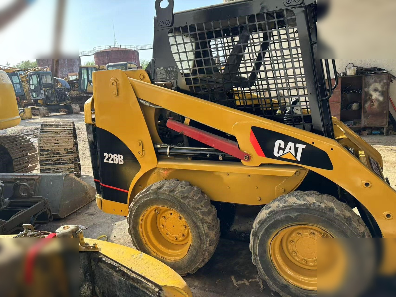 CATERPILLAR 226B - Skid steer loader: picture 2 CATERPILLAR 226B - Skid steer loader: picture 2