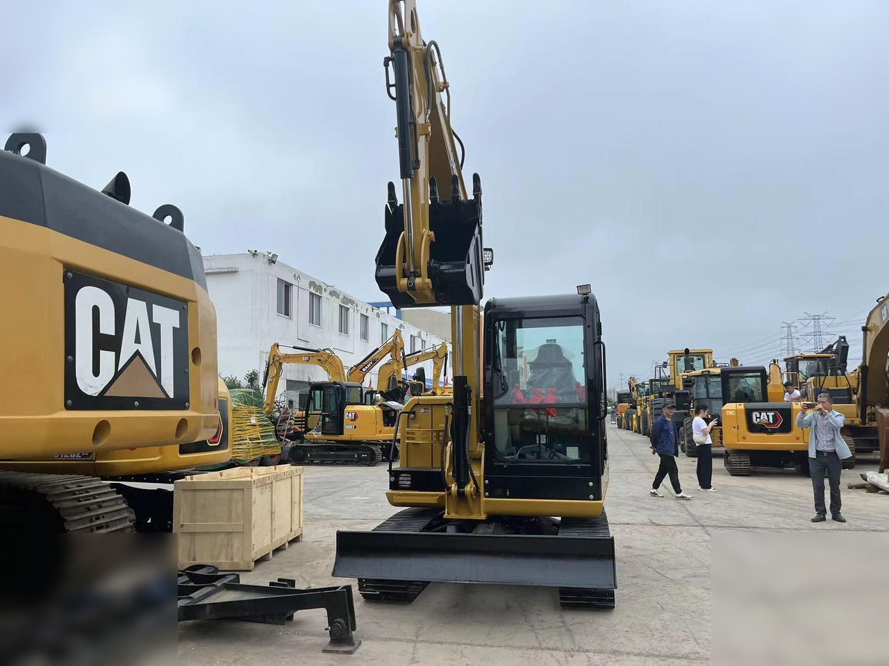 CATERPILLAR 305.5E2 - Mini excavator: picture 3 CATERPILLAR 305.5E2 - Mini excavator: picture 3