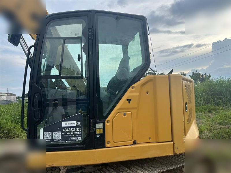 CATERPILLAR 312 - Crawler excavator: picture 4 CATERPILLAR 312 - Crawler excavator: picture 4