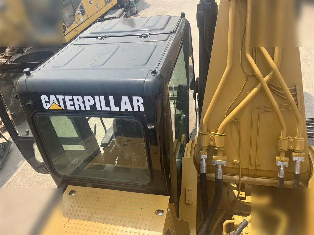 CATERPILLAR 330D - Crawler excavator: picture 5 CATERPILLAR 330D - Crawler excavator: picture 5