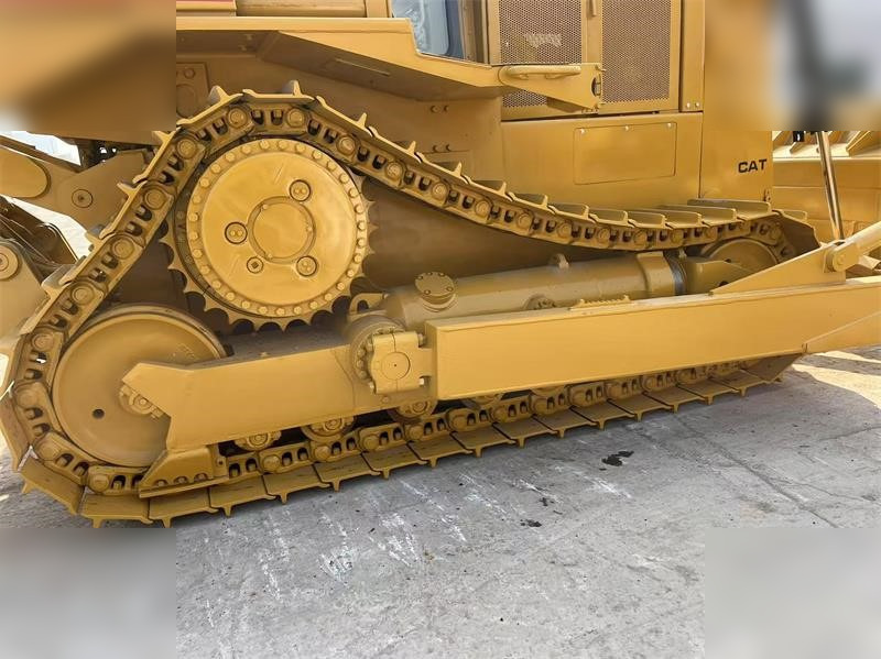Bulldozer CATERPILLAR D8R: picture 7