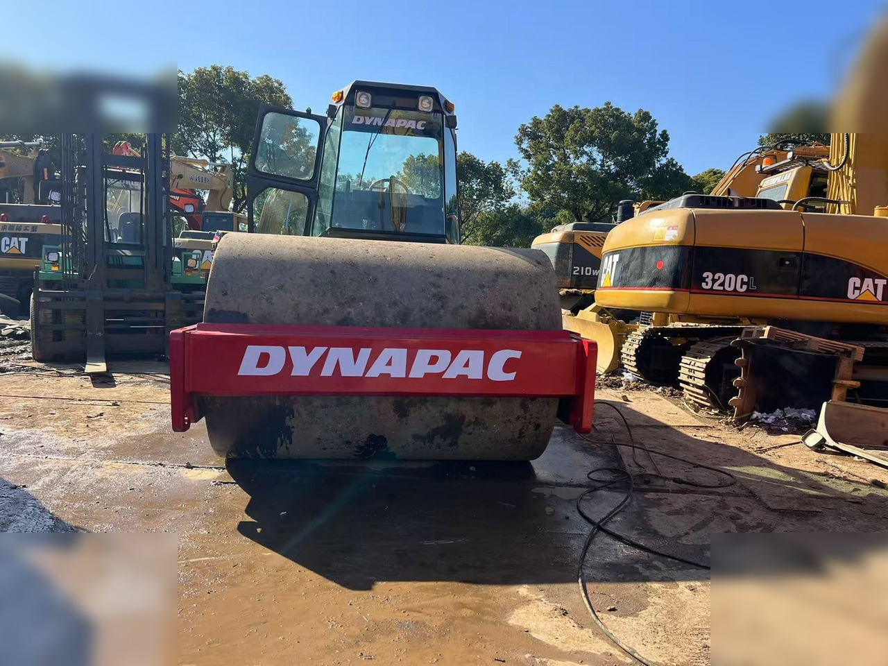 DYNAPAC CA251D - Roller: picture 2 DYNAPAC CA251D - Roller: picture 2