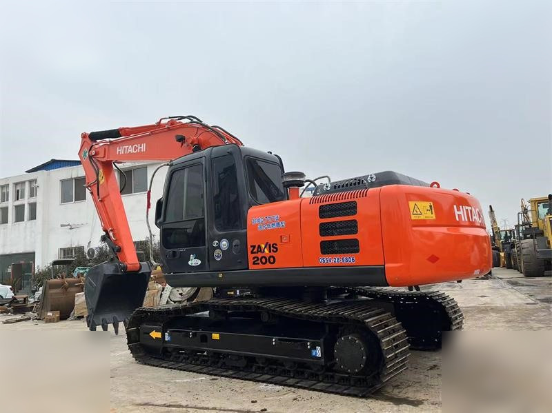 HITACHI ZX200-3 - Crawler excavator: picture 1 HITACHI ZX200-3 - Crawler excavator: picture 1