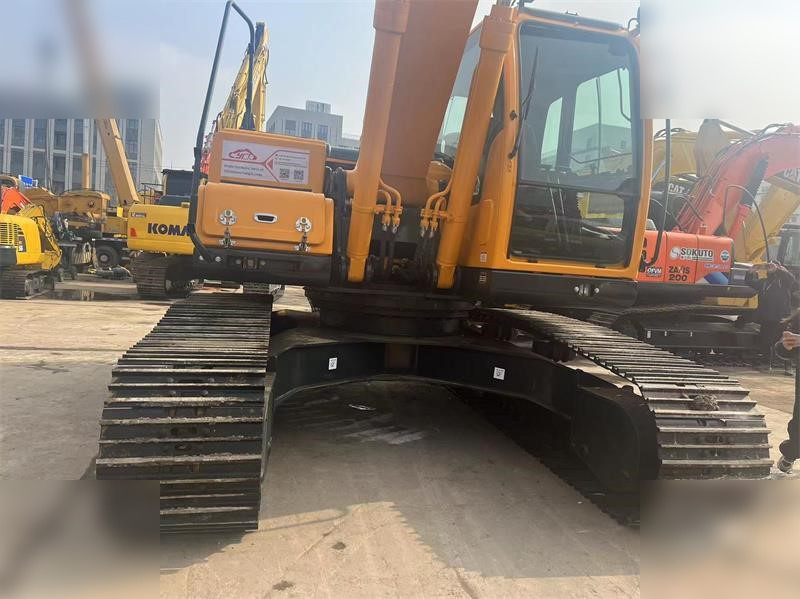 HYUNDAI ROBEX 220 LC-9S - Crawler excavator: picture 5 HYUNDAI ROBEX 220 LC-9S - Crawler excavator: picture 5