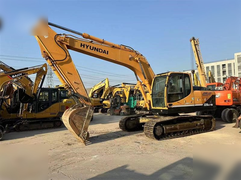 HYUNDAI ROBEX 220 LC-9S - Crawler excavator: picture 2 HYUNDAI ROBEX 220 LC-9S - Crawler excavator: picture 2