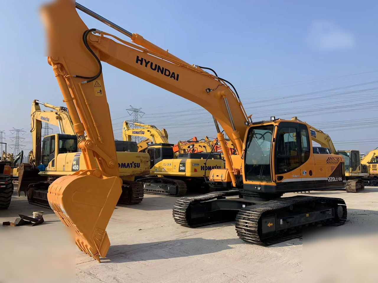 HYUNDAI ROBEX 220 LC-9S - Crawler excavator: picture 3 HYUNDAI ROBEX 220 LC-9S - Crawler excavator: picture 3