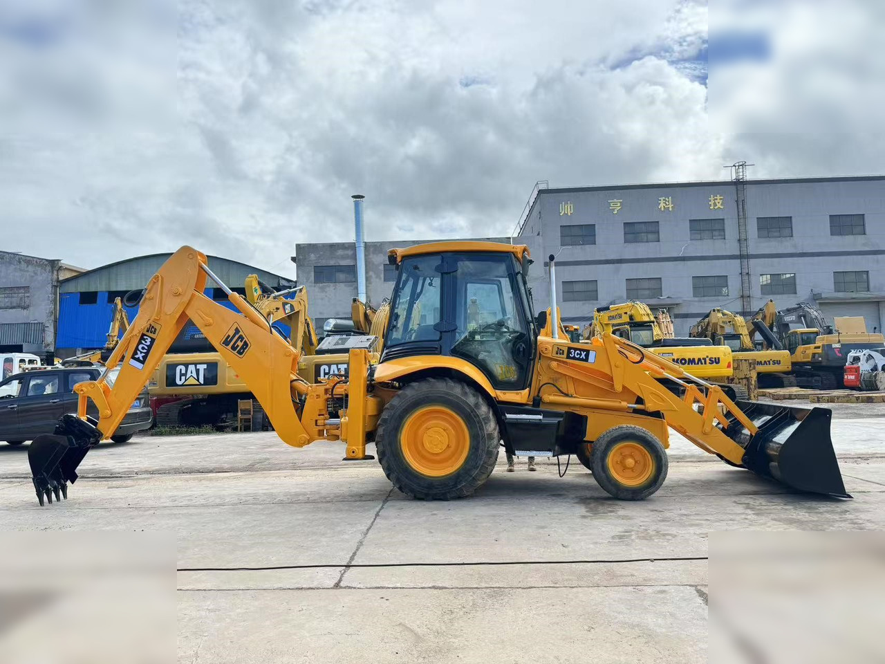 JCB 3CX - Backhoe loader: picture 1 JCB 3CX - Backhoe loader: picture 1