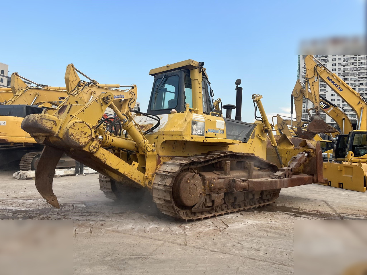 KOMATSU D155A-5 - Bulldozer: picture 2 KOMATSU D155A-5 - Bulldozer: picture 2