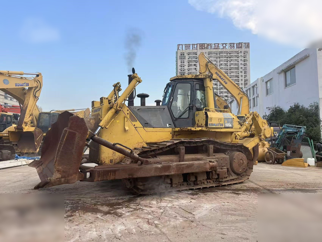 KOMATSU D155A-5 - Bulldozer: picture 1 KOMATSU D155A-5 - Bulldozer: picture 1