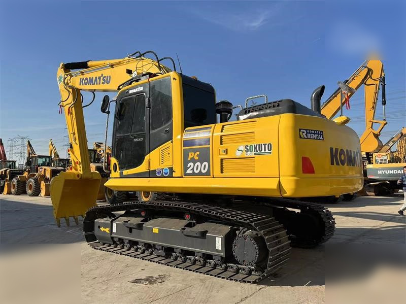 KOMATSU PC200-8N1 - Crawler excavator: picture 3 KOMATSU PC200-8N1 - Crawler excavator: picture 3