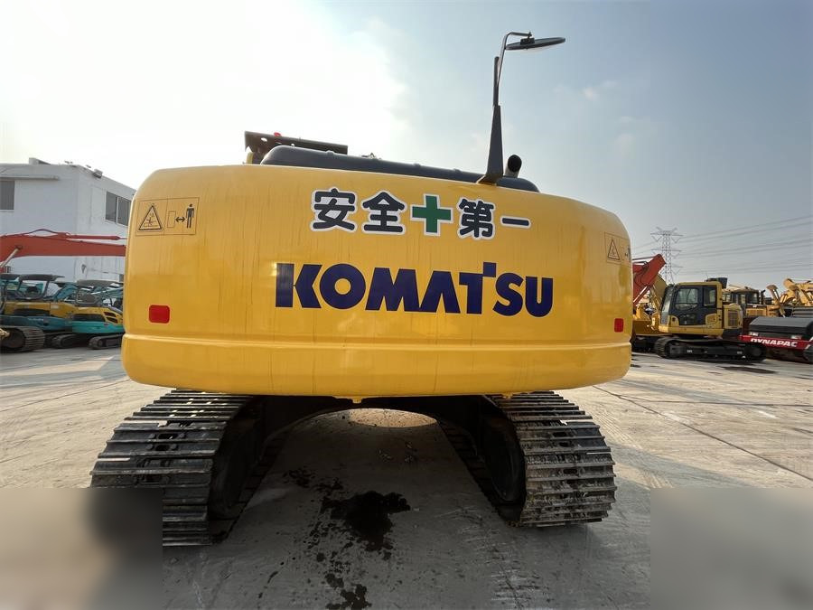 KOMATSU PC200 LC-8 - Crawler excavator: picture 3 KOMATSU PC200 LC-8 - Crawler excavator: picture 3