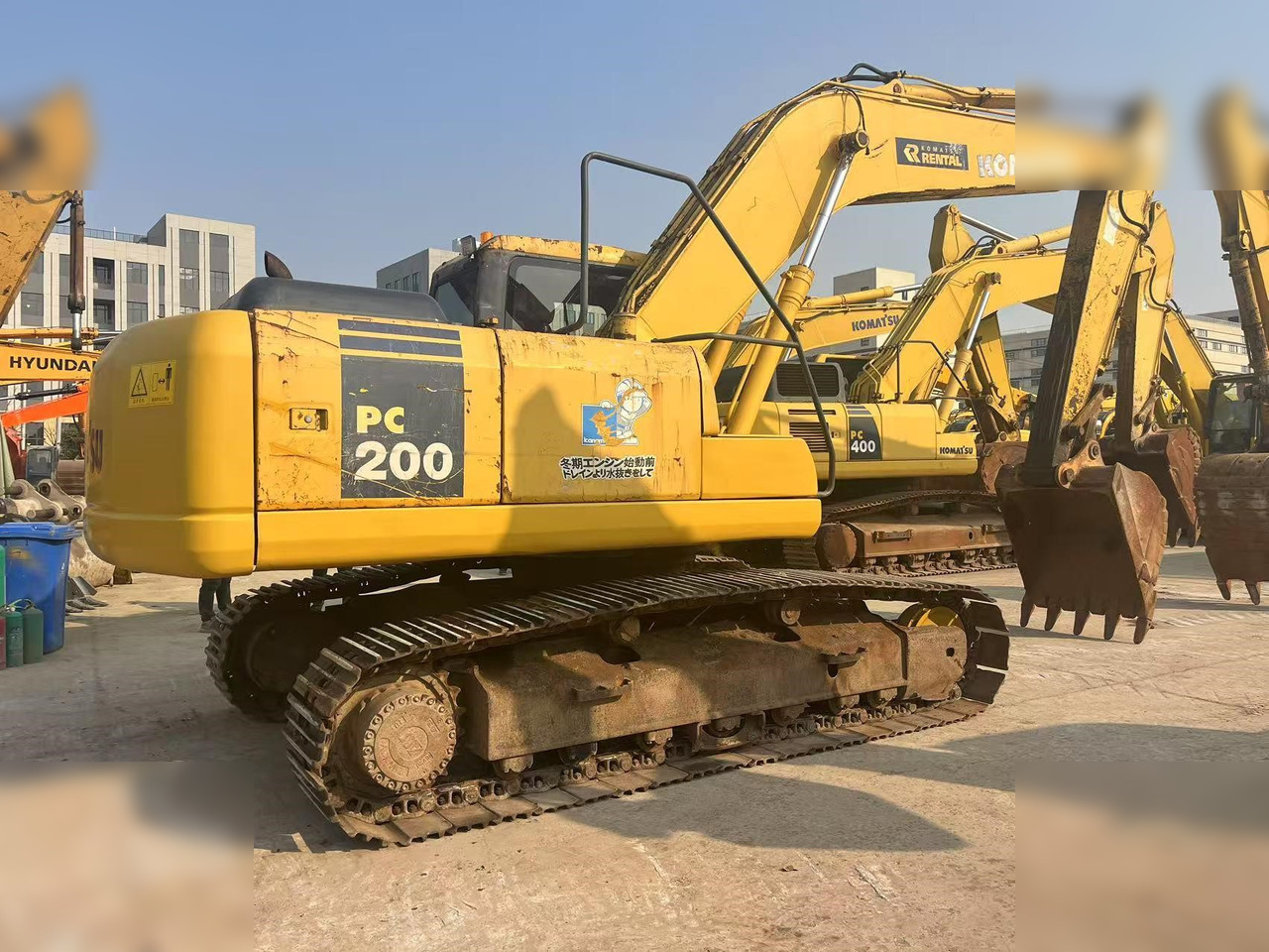 KOMATSU PC220-7 - Crawler excavator: picture 3 KOMATSU PC220-7 - Crawler excavator: picture 3