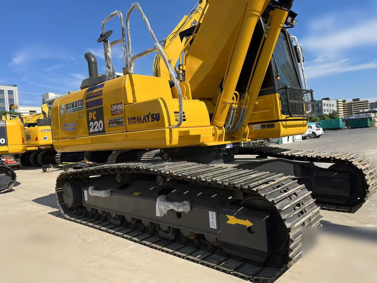 KOMATSU PC220-8 - Crawler excavator: picture 5 KOMATSU PC220-8 - Crawler excavator: picture 5