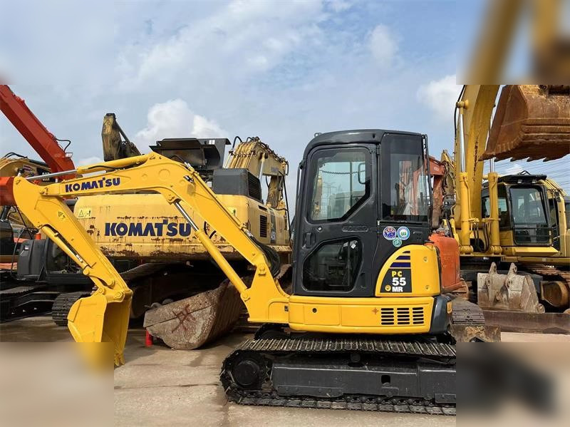 KOMATSU PC55MR-2 - Mini excavator: picture 1 KOMATSU PC55MR-2 - Mini excavator: picture 1
