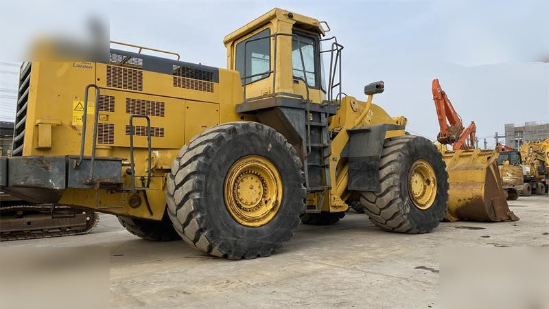 KOMATSU WA600-3 - Wheel loader: picture 1 KOMATSU WA600-3 - Wheel loader: picture 1