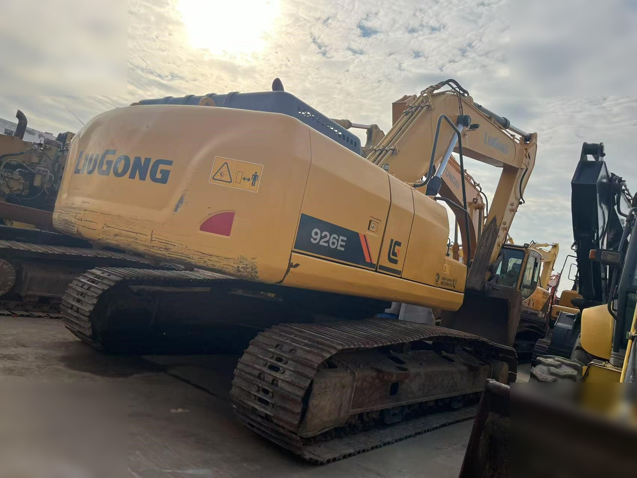 LIUGONG 926E - Crawler excavator: picture 2 LIUGONG 926E - Crawler excavator: picture 2