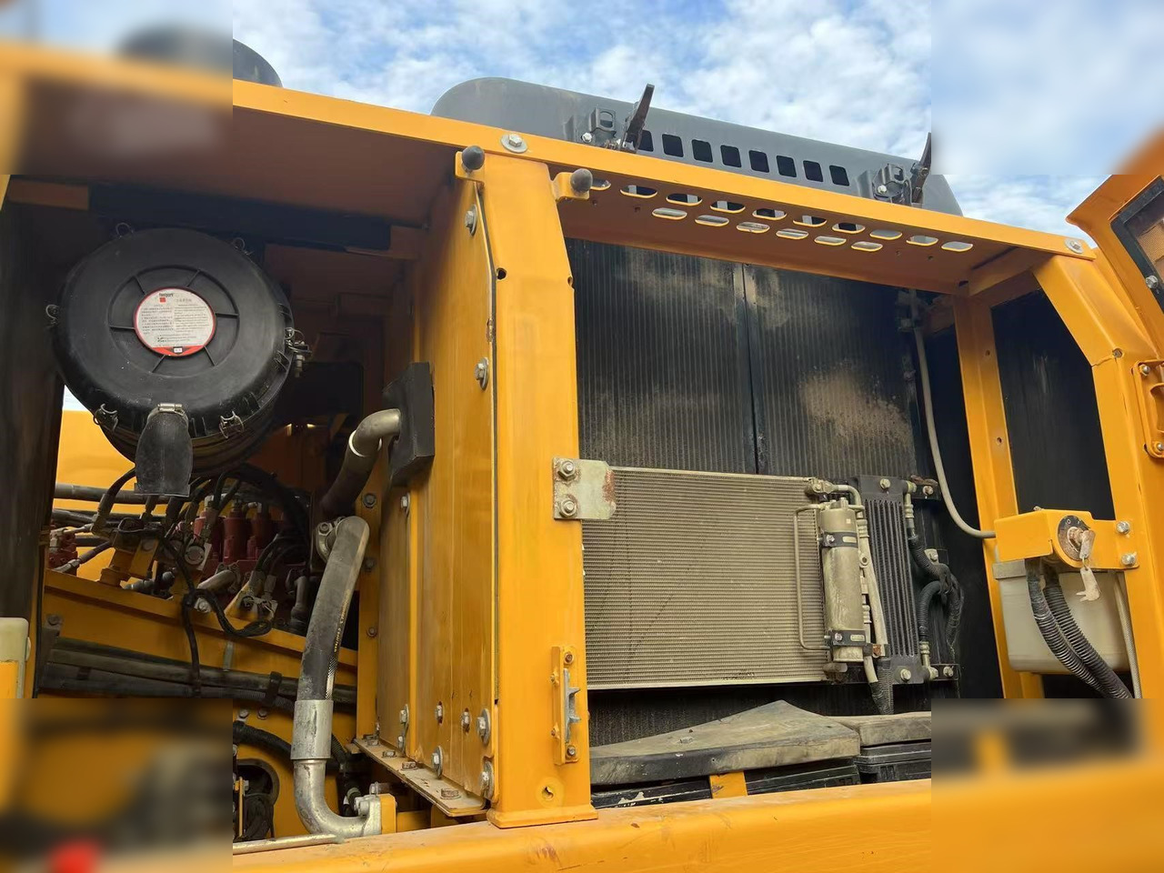 LIUGONG 926E - Crawler excavator: picture 4 LIUGONG 926E - Crawler excavator: picture 4