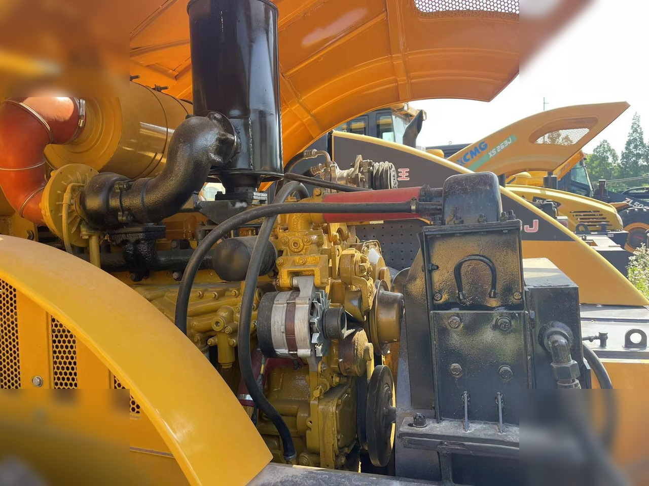 XCMG XS223J - Roller: picture 5 XCMG XS223J - Roller: picture 5