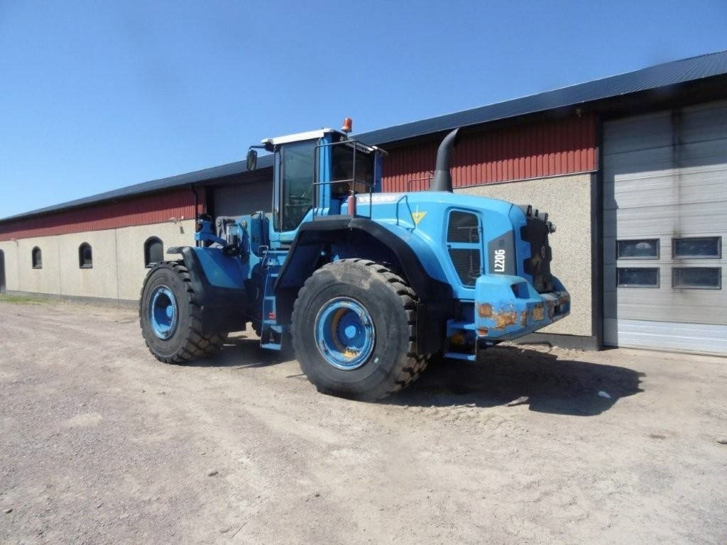 Volvo L 220 G - Wheel loader: picture 2 Volvo L 220 G - Wheel loader: picture 2