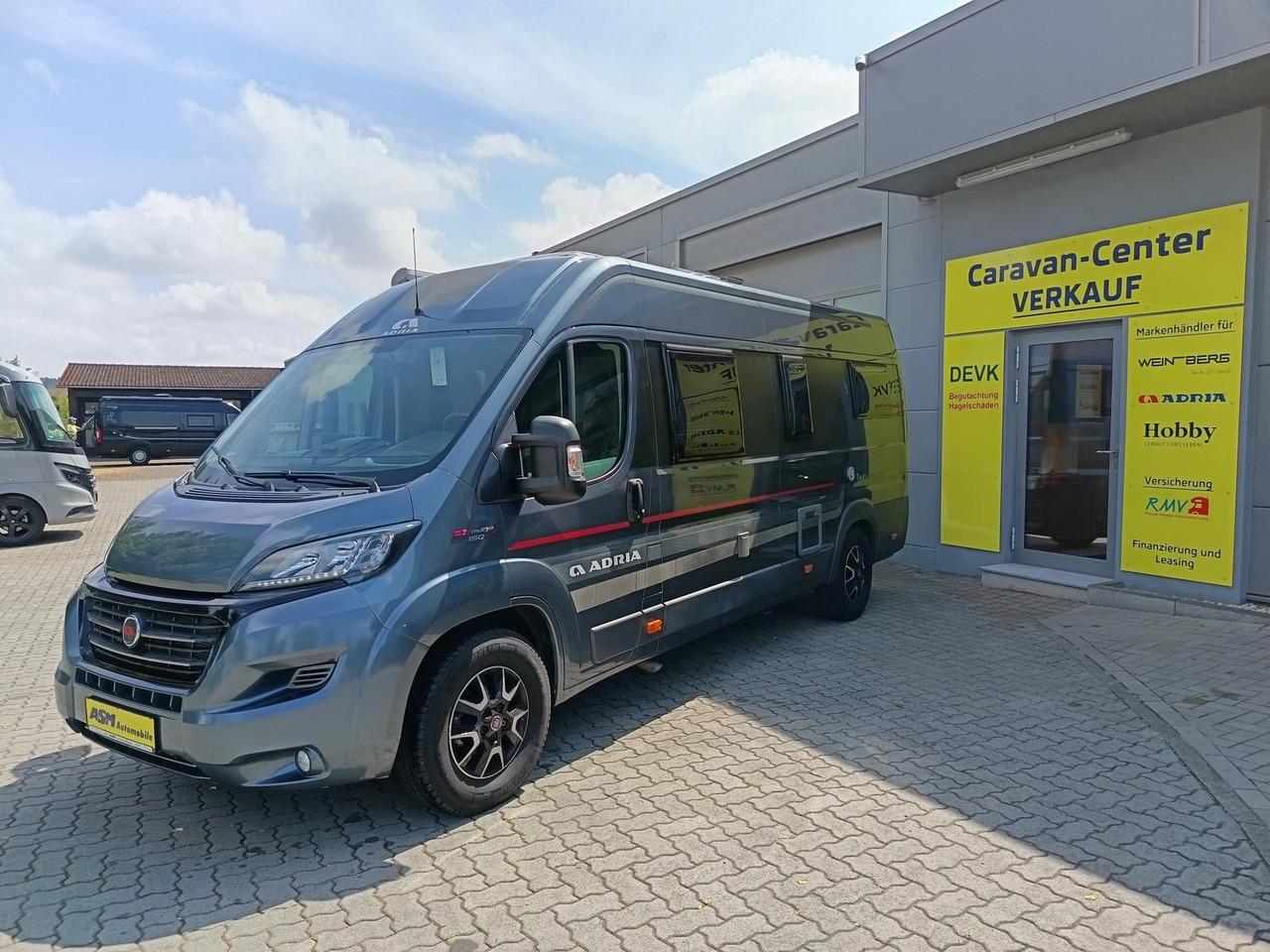 Adria Twin 640SLX Platinum*MARKISE*TV*SAT*FAHRRADTRÄG. - Camper van: picture 3 Adria Twin 640SLX Platinum*MARKISE*TV*SAT*FAHRRADTRÄG. - Camper van: picture 3