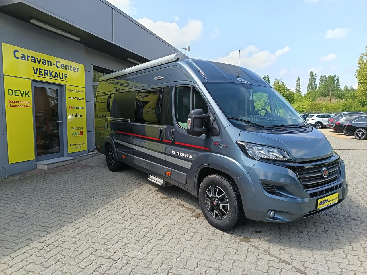 Adria Twin 640SLX Platinum*MARKISE*TV*SAT*FAHRRADTRÄG. - Camper van: picture 2 Adria Twin 640SLX Platinum*MARKISE*TV*SAT*FAHRRADTRÄG. - Camper van: picture 2
