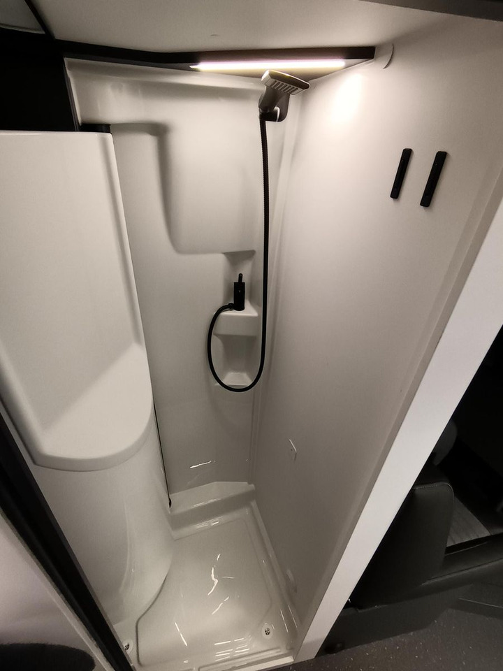 Leasing of  Adria Twin Edition 640 SGX Maxi 132kW*138L KÜHLSCHRANK Adria Twin Edition 640 SGX Maxi 132kW*138L KÜHLSCHRANK: picture 19