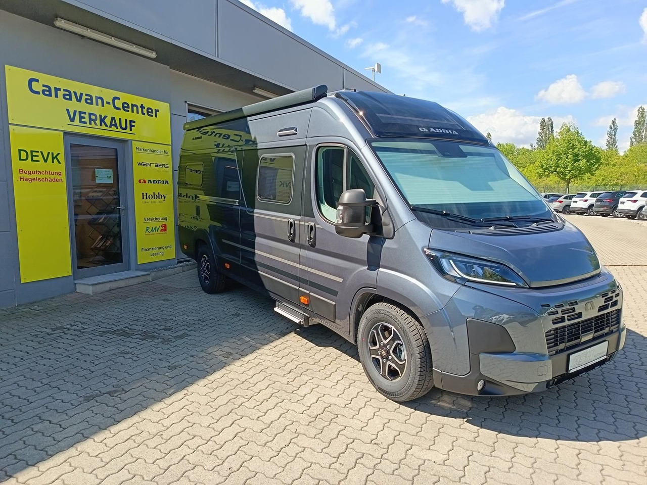 Adria Twin Edition 640 SGX Maxi 132kW*138L KÜHLSCHRANK - Camper van: picture 2 Adria Twin Edition 640 SGX Maxi 132kW*138L KÜHLSCHRANK - Camper van: picture 2