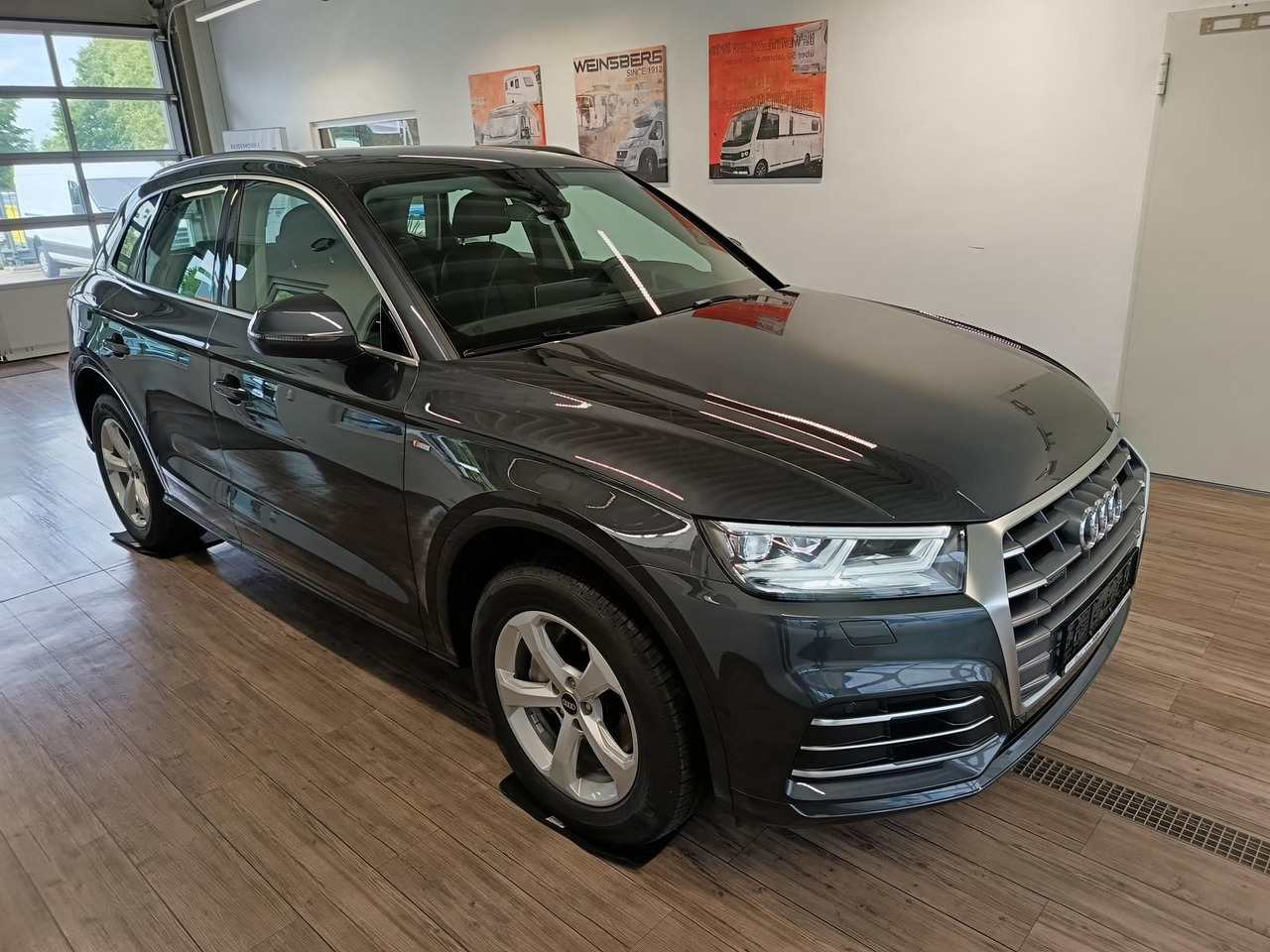 Audi Q5 40 TDI Quattro S-Line*AHK*NAVI*LED*R-KAM*DAB* - SUV: picture 3 Audi Q5 40 TDI Quattro S-Line*AHK*NAVI*LED*R-KAM*DAB* - SUV: picture 3